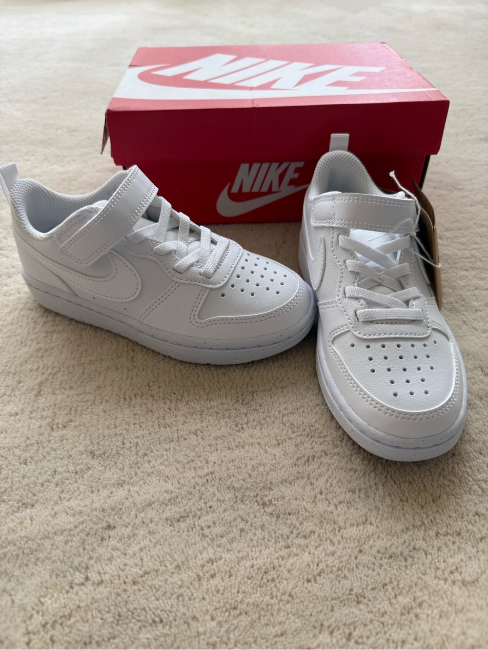 Nike Kids White Low-Top Sneakers with Hook-and-Loop Strap